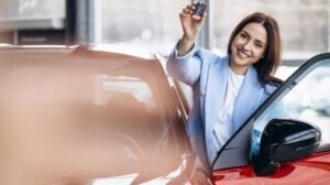 New vs used car